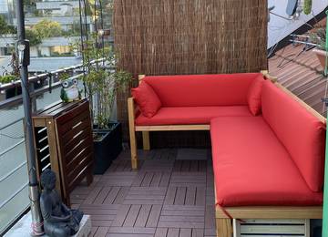 Bankauflage mit Rcklehne und Zierkissen nach Ma in der Farbe Sunny Rouge