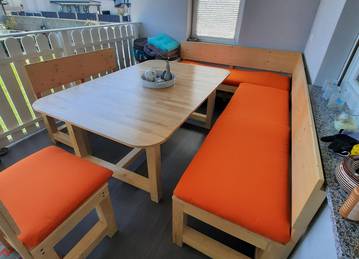 Bankauflage nach Ma mit Sitzkissen in der Farbe Sunny Orange