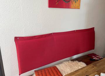 Wandkissen zum Aufhngen nach Ma fr Vorzimmer in der Farbe Uni-Living Red