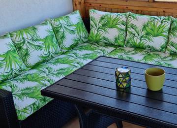 Lounge Sitzkissen und Rücklehne nach Maß für Außenbereich zum Gartenmöbel  in der Farbe Sumatra Anis
