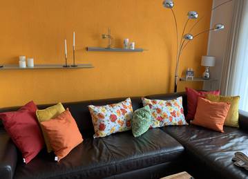 Zierkissen fr Sitzgarnitur in der Farbe Uni-Living Orange , Red und Mixed Flowers